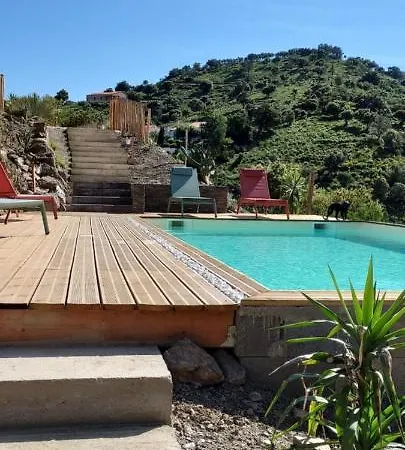 Label Vue Chambres D'hotes Avec Piscine Au Boulou *